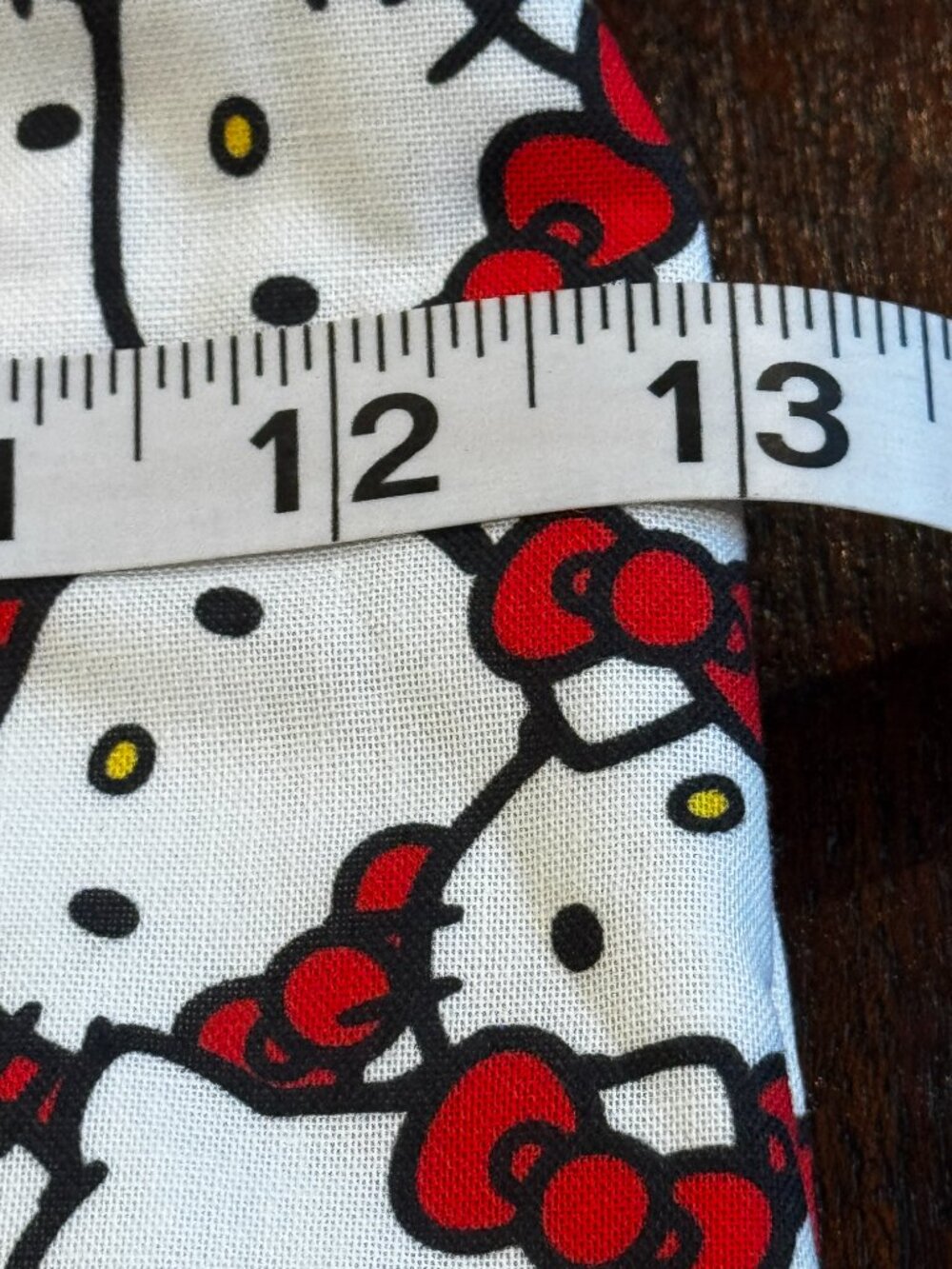 Sanrio Hello Kitty Canvas Hobo Crossbody Bag All Over Print NWT Red - Picture 9 of 10